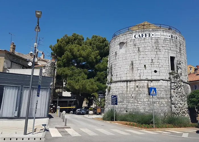 Old Town, アパート *